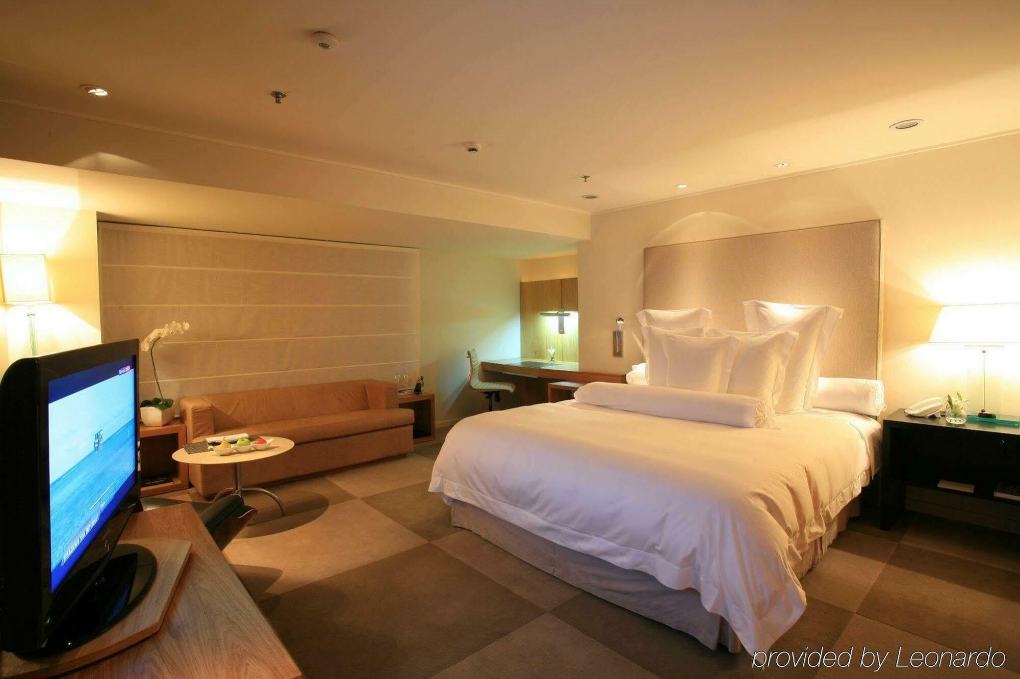 Emiliano 5* São Paulo