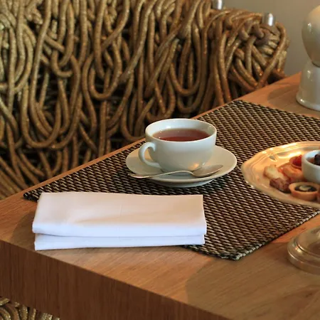Hotel Emiliano 